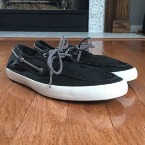 Vans cushioned boatshoes
